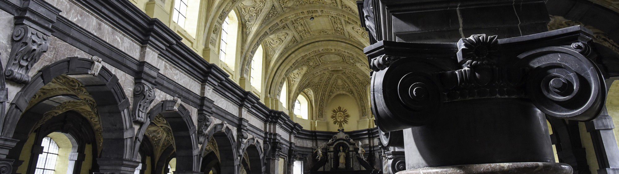 Namur und Santiago de Compostela