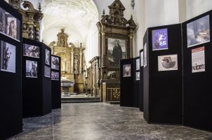 Onze tentoonstelling “Bijzonder kerkelijk erfgoed” reist van kerk tot kerk