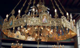 Le grand lustre ou "polyeleos"